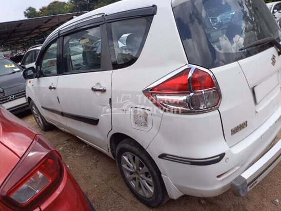 मारुति सुजुकी अर्टिगा जेडडीआई पुरानी कारें देखें