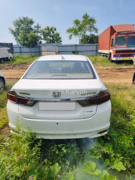 Honda City VX पुरानी कारें देखें