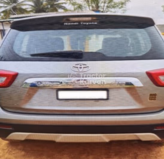 Toyota Urban Cruiser High Grade पुरानी कारें देखें