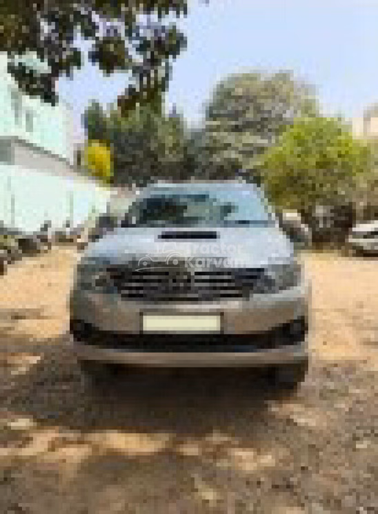 सेकंड हैंड टोयोटा फॉर्च्यूनर 4X2 एटी कार