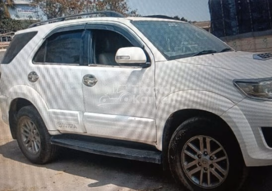 टोयोटा फॉर्च्यूनर 4x4 एमटी पुरानी कारें देखें