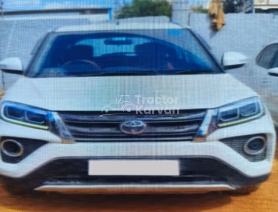 सेकंड हैंड Toyota Urban Cruiser High Grade कार