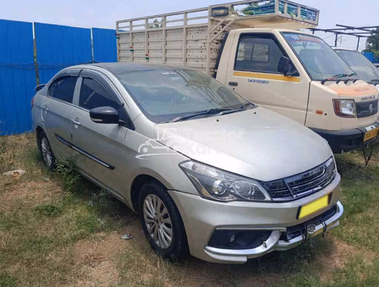 मारुति सुजुकी सियाज़ जेडडीआई पुरानी कारें देखें