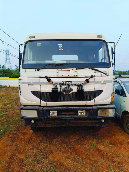 Tata 4923.T Used Commercial Vehicle