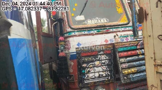 Ashok Leyland 3118 Used Commercial Vehicle