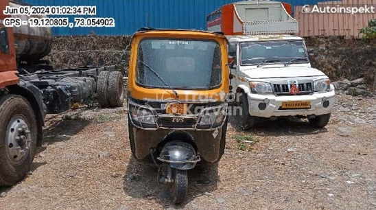 TVS King Deluxe Used Commercial Vehicle