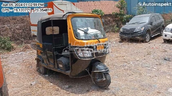 TVS King Deluxe Used Commercial Vehicle