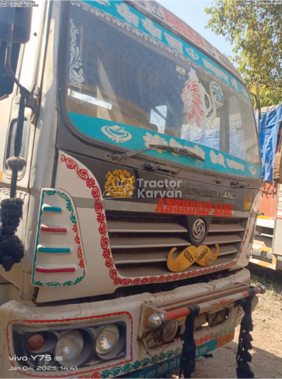 Ashok Leyland U 4923 TT Used Commercial Vehicle