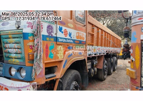 Ashok Leyland 3118 Used Commercial Vehicle
