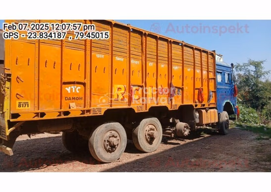 टाटा 3118 पुराने कमर्शियल व्हीकल