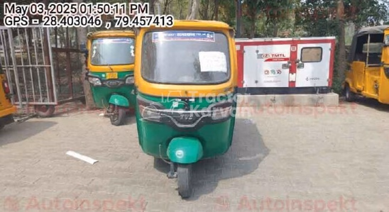 टीवीएस किंग दुरामैक्स पुराने कमर्शियल व्हीकल