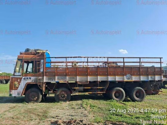 Ashok Leyland 3118 Used Commercial Vehicle