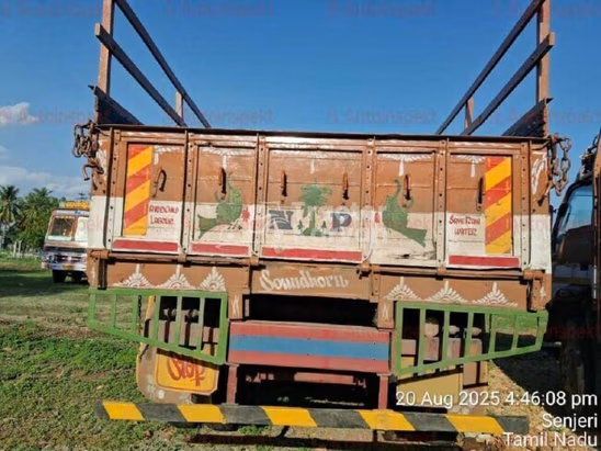 Ashok Leyland 3118 Used Commercial Vehicle