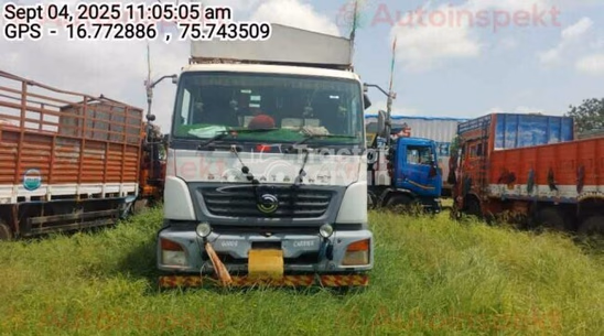 BharatBenz R 3123 Used Commercial Vehicle