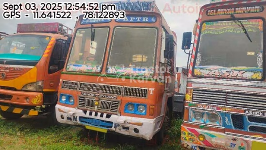 अशोक लेलैंड यू 4923 टीटी पुराने कमर्शियल व्हीकल