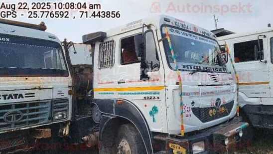 टाटा 4923.T पुराने कमर्शियल व्हीकल