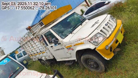 महिंद्रा बोलेरो मैक्सिट्रक प्लस 1.2 पुराने कमर्शियल व्हीकल