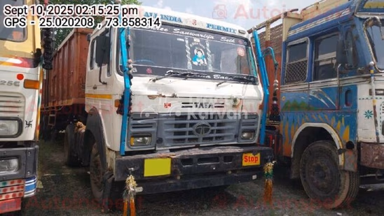 टाटा LPS 4018 पुराने कमर्शियल व्हीकल