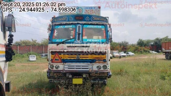 अशोक लेलैंड यू 4923 टीटी सेकंड हैंड कमर्शियल