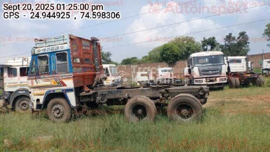 अशोक लेलैंड यू 4923 टीटी पुराने कमर्शियल व्हीकल