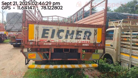 आयशर 11.1 पुराने कमर्शियल व्हीकल