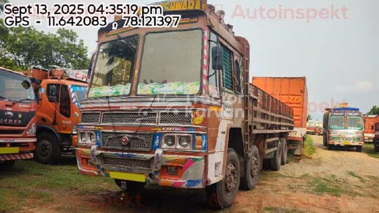 अशोक लेलैंड 3118 पुराने कमर्शियल व्हीकल