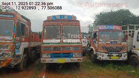 अशोक लेलैंड 3118 सेकंड हैंड कमर्शियल