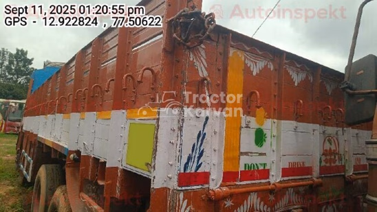 अशोक लेलैंड 3118 पुराने कमर्शियल व्हीकल