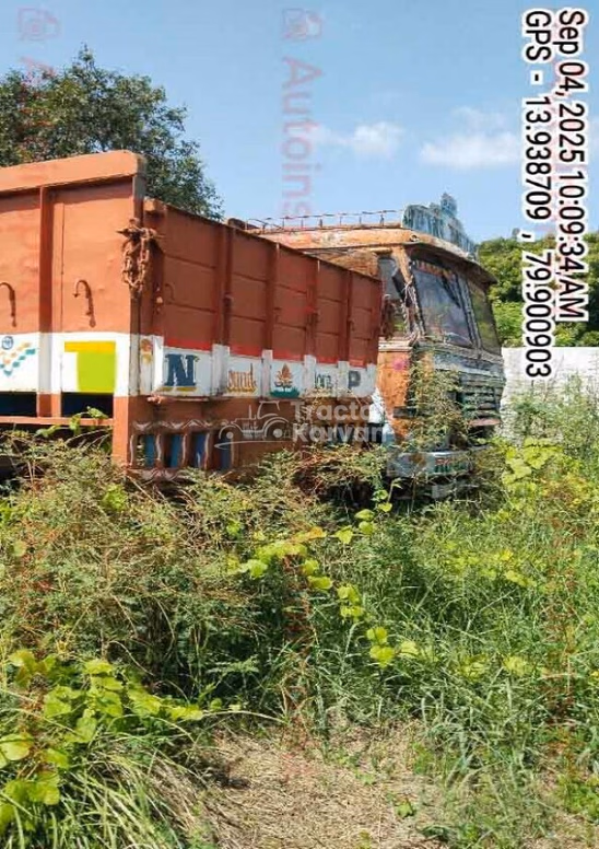 Ashok Leyland 3118 Used Commercial Vehicle