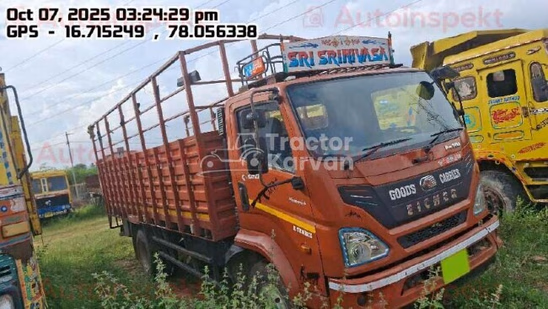 आयशर प्रो 2110 पुराने कमर्शियल व्हीकल