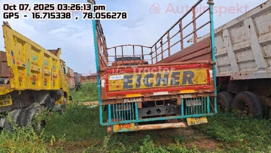 आयशर प्रो 2110 पुराने कमर्शियल व्हीकल