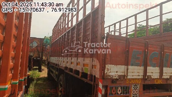 आयशर प्रो 3015 पुराने कमर्शियल व्हीकल