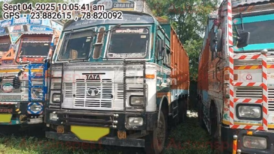 टाटा 3118 पुराने कमर्शियल व्हीकल