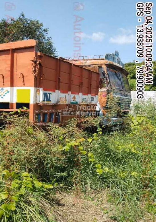 Ashok Leyland 3118 Used Commercial Vehicle