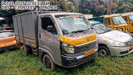 Tata Intra Used Commercial Vehicle