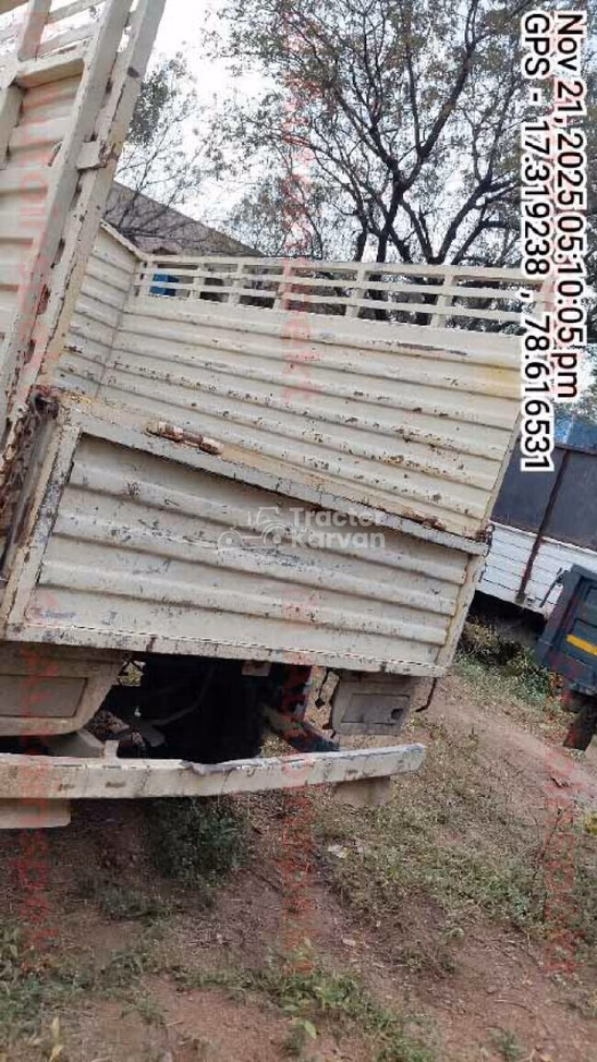 अशोक लेलैंड दोस्त प्लस पुराने कमर्शियल व्हीकल