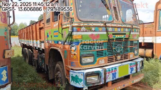 टाटा 3118 पुराने कमर्शियल व्हीकल