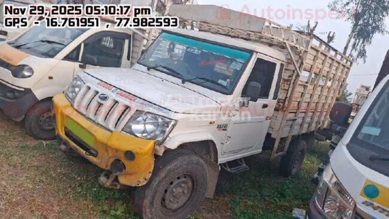 महिंद्रा बोलेरो मैक्स पिक-अप पुराने कमर्शियल व्हीकल