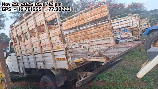 महिंद्रा बोलेरो मैक्स पिक-अप पुराने कमर्शियल व्हीकल