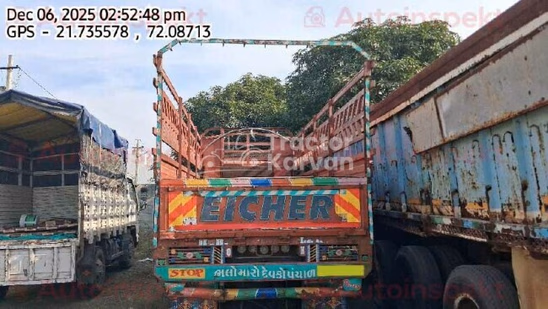 आयशर 11.1 पुराने कमर्शियल व्हीकल