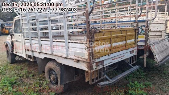 महिंद्रा बोलेरो मैक्सिट्रक प्लस 1.2 पुराने कमर्शियल व्हीकल