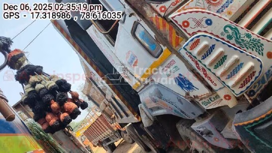 अशोक लेलैंड यू-2518टी पुराने कमर्शियल व्हीकल