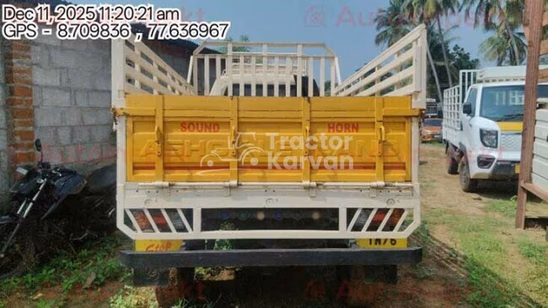 अशोक लेलैंड दोस्त प्लस पुराने कमर्शियल व्हीकल