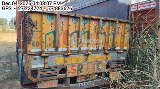 टाटा LPT 2518 पुराने कमर्शियल व्हीकल