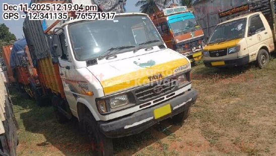 टाटा SFC 407 पुराने कमर्शियल व्हीकल
