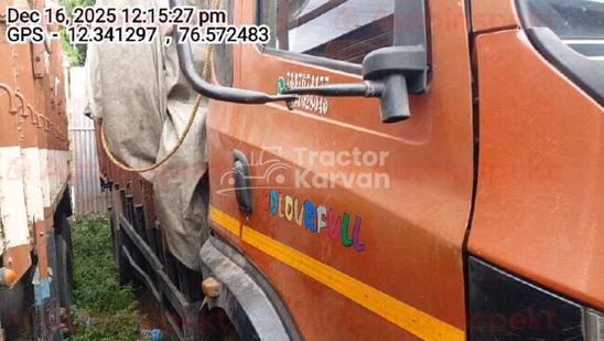 टाटा अल्ट्रा पुराने कमर्शियल व्हीकल