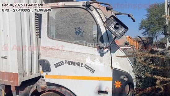 टाटा अल्ट्रा 1518 पुराने कमर्शियल व्हीकल