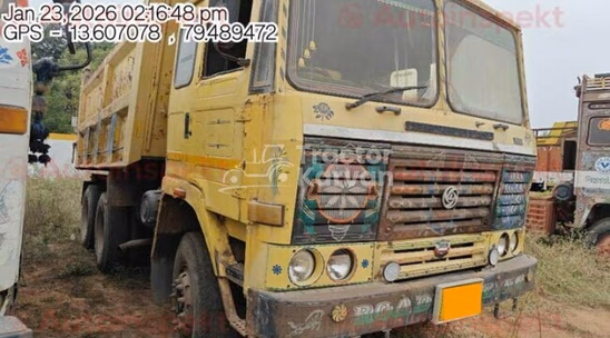 अशोक लेलैंड यू-2518टी पुराने कमर्शियल व्हीकल