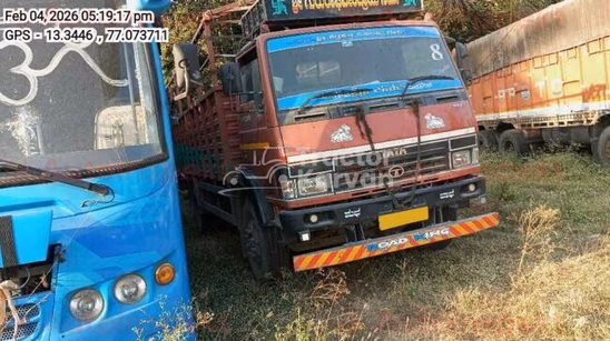 टाटा LPT 1512 पुराने कमर्शियल व्हीकल
