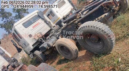 अशोक लेलैंड यू 4923 टीटी पुराने कमर्शियल व्हीकल